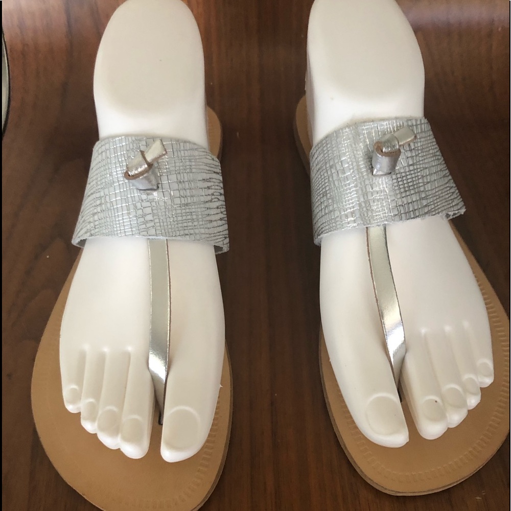 🆕Bahia Silver Italian Leather Sandal Flats